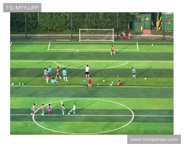 下载足球明星手游畅享激情比赛体验与精彩瞬间