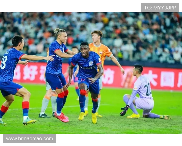 深入解析上海足球队包夹体系的战术运用与实战效果